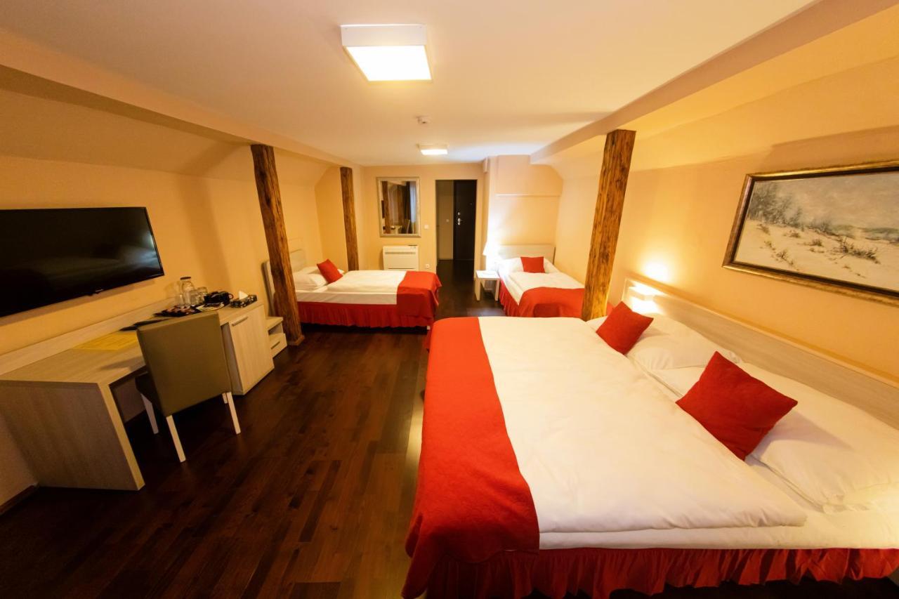 Apartahotel Boutique By Little King 3*