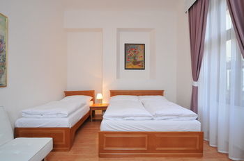 Apartahotel Boutique By Little King