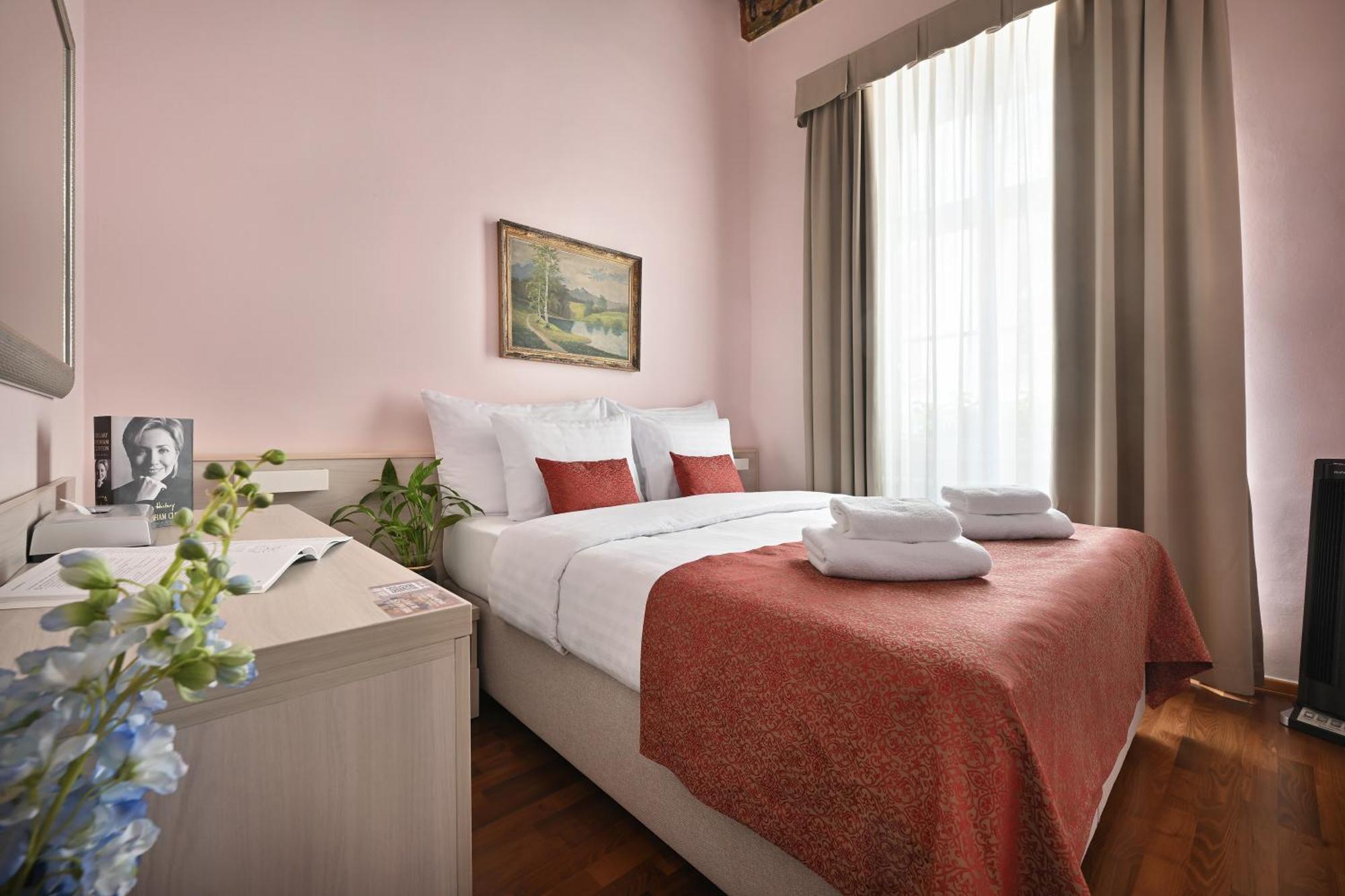 Boutique Residence By Little King Aparthotel Praga